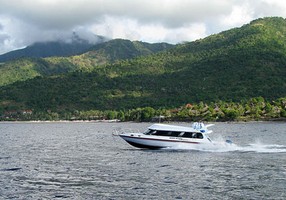 Boat to Lombok Island